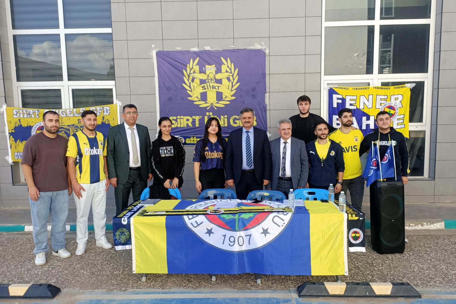 Rektörümüz Prof. Dr. Nihat Şındak, Üni GFB Topluluğu Standını Ziyaret Etti